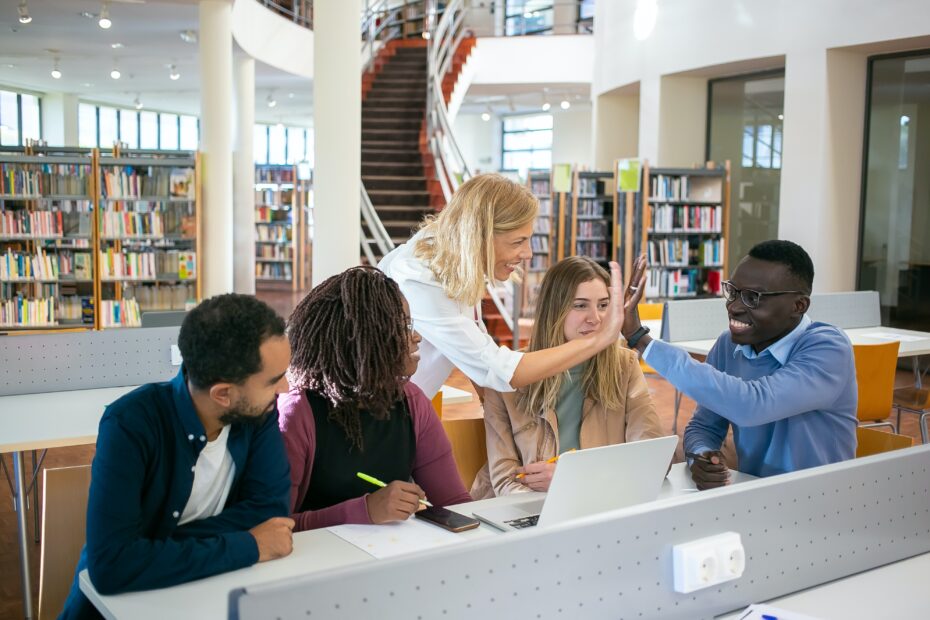 especialização-gratuita-e-online-da-ufmg